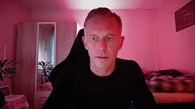 slaveboy2016xh online show from October 2025 03:57:02 PM