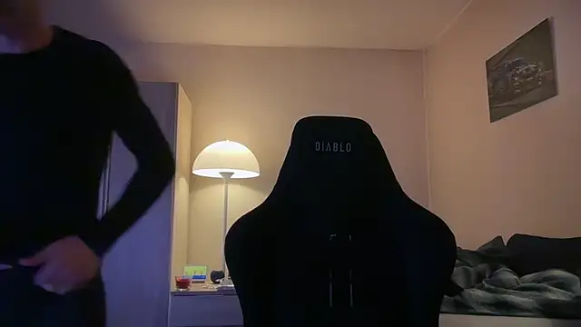 slaveboy2016xh online show from October 2025 02:12:02 AM