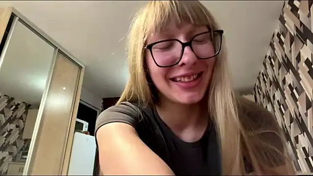 GoldenFrames online show from August 2026 04:09:02 PM