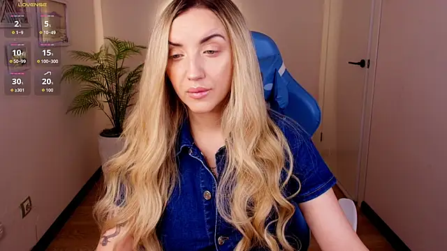 White F0x online show from August 2026 03:30:02 AM