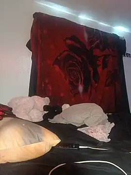 CrimsonQueen69 online show from August 2026 03:14:01 PM