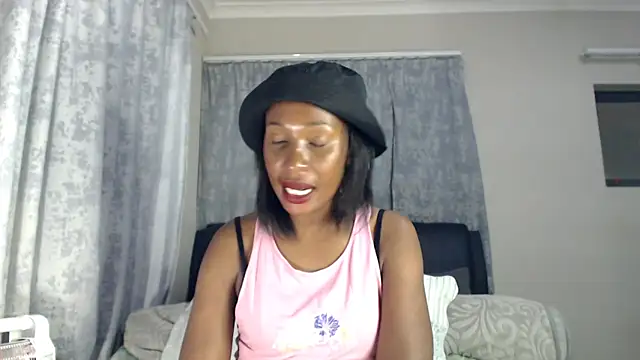 Snapshot of leanna23 chatting on October 2025 06:07:02 PM leanna23 online show from October 2025 06:07:02 PM