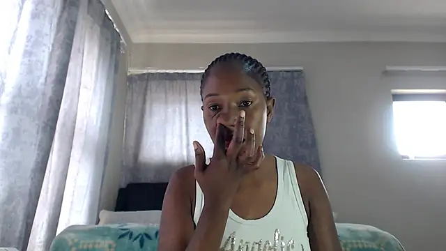 Snapshot of leanna23 chatting on November 2025 08:48:02 AM leanna23 online show from November 2025 08:48:02 AM