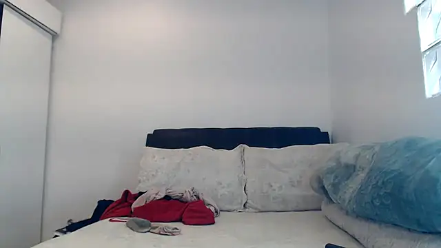 leanna23 online show from June 2026 10:12:02 AM