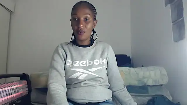 leanna23 online show from July 2026 04:23:01 PM
