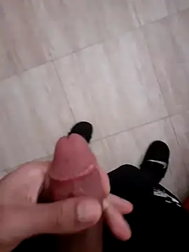 Snapshot of Demillvan chatting on February 2025 11:23:02 AM Demillvan online show from February 2025 11:23:02 AM