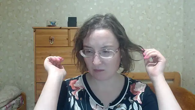 Snapshot of Smart_Rose chatting on November 2025 12:20:02 AM Smart Rose online show from November 2025 12:20:02 AM