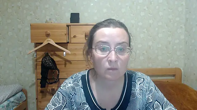 Snapshot of Smart_Rose chatting on December 2025 04:34:01 PM Smart Rose online show from December 2025 04:34:01 PM