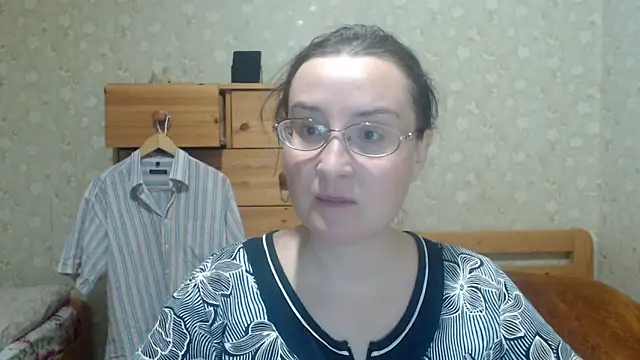 Snapshot of Smart_Rose chatting on December 2025 03:41:01 PM Smart Rose online show from December 2025 03:41:01 PM