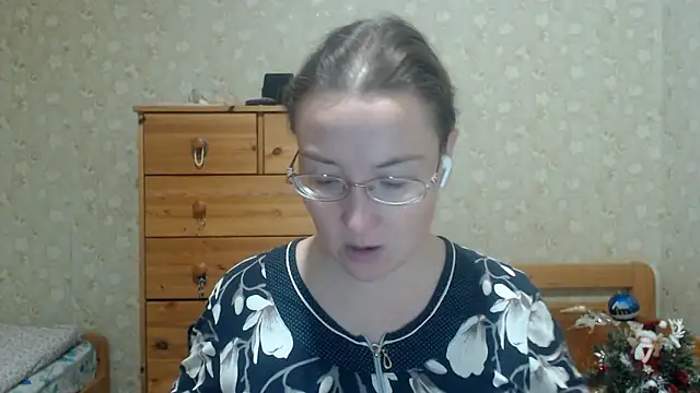 Snapshot of Smart_Rose chatting on January 2026 10:02:02 PM Smart Rose online show from January 2026 10:02:02 PM