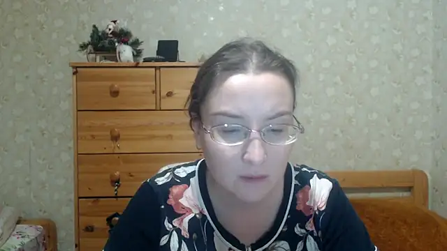 Snapshot of Smart_Rose chatting on February 2026 06:45:01 PM Smart Rose online show from February 2026 06:45:01 PM