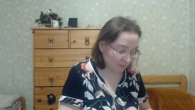 Snapshot of Smart_Rose chatting on February 2026 01:50:02 PM Smart Rose online show from February 2026 01:50:02 PM