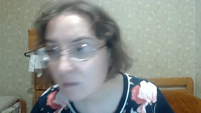 Snapshot of Smart_Rose chatting on February 2026 01:02:01 AM Smart Rose online show from February 2026 01:02:01 AM