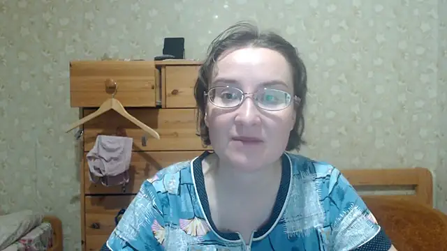 Snapshot of Smart_Rose chatting on February 2026 06:37:02 PM Smart Rose online show from February 2026 06:37:02 PM