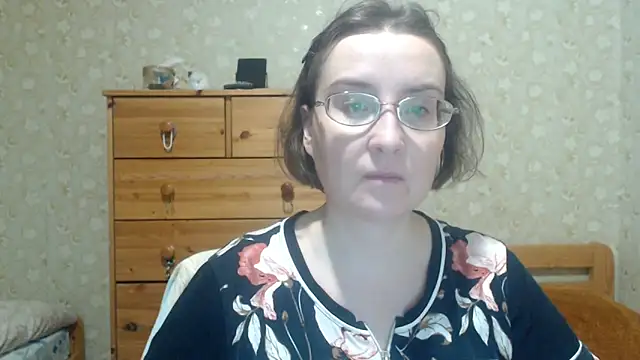 Snapshot of Smart_Rose chatting on March 2026 02:04:02 AM Smart Rose online show from March 2026 02:04:02 AM