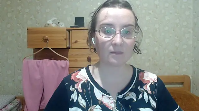 Snapshot of Smart_Rose chatting on March 2026 08:48:02 PM Smart Rose online show from March 2026 08:48:02 PM