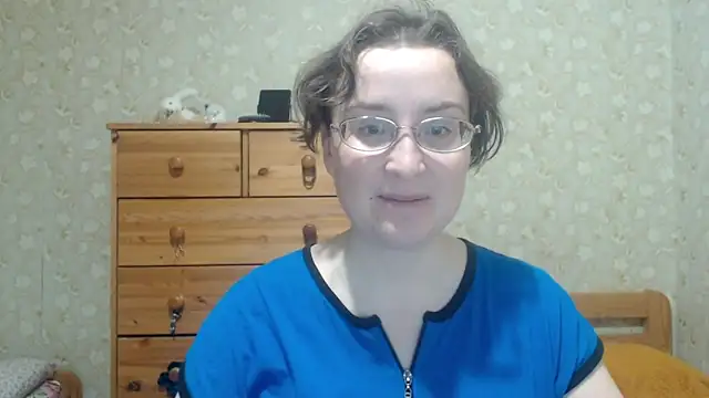 Snapshot of Smart_Rose chatting on April 2026 04:07:01 PM Smart Rose online show from April 2026 04:07:01 PM