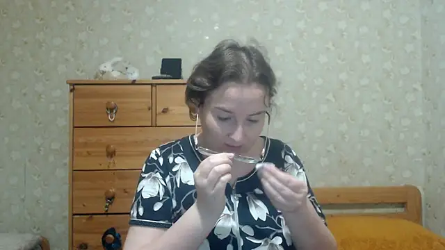 Snapshot of Smart_Rose chatting on April 2026 04:43:02 PM Smart Rose online show from April 2026 04:43:02 PM