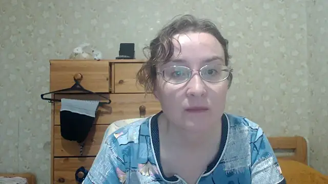 Snapshot of Smart_Rose chatting on April 2026 04:28:02 PM Smart Rose online show from April 2026 04:28:02 PM