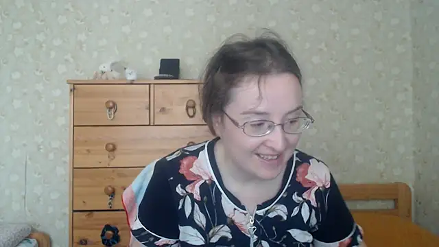 Snapshot of Smart_Rose chatting on April 2026 03:17:02 PM Smart Rose online show from April 2026 03:17:02 PM