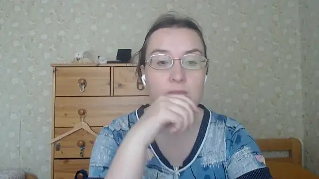 Snapshot of Smart_Rose chatting on April 2026 02:41:01 PM Smart Rose online show from April 2026 02:41:01 PM