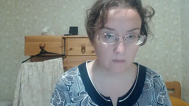 Snapshot of Smart_Rose chatting on May 2026 05:07:01 PM Smart Rose online show from May 2026 05:07:01 PM