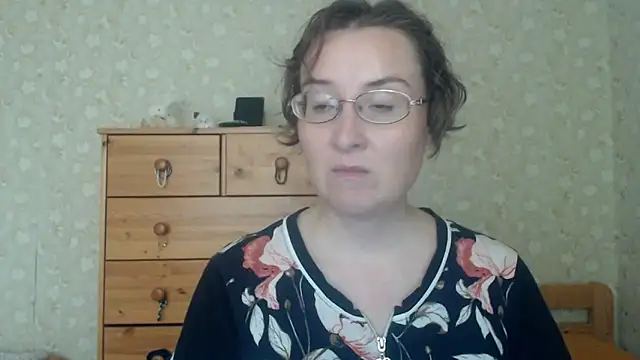 Snapshot of Smart_Rose chatting on May 2026 03:28:02 PM Smart Rose online show from May 2026 03:28:02 PM