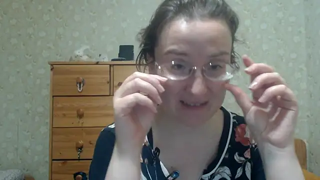 Snapshot of Smart_Rose chatting on May 2026 05:54:02 PM Smart Rose online show from May 2026 05:54:02 PM