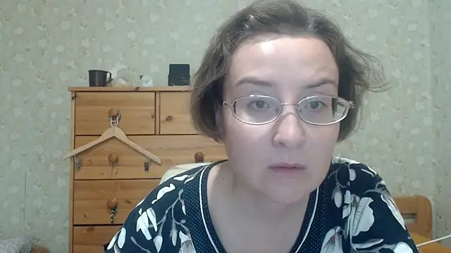 Snapshot of Smart_Rose chatting on May 2026 04:05:02 PM Smart Rose online show from May 2026 04:05:02 PM