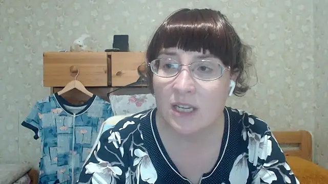 Snapshot of Smart_Rose chatting on June 2026 04:56:02 PM Smart Rose online show from June 2026 04:56:02 PM