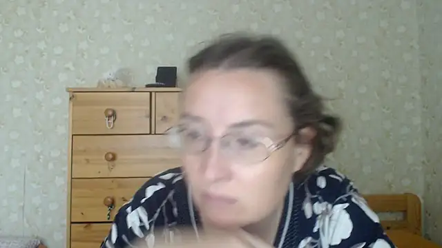 Snapshot of Smart_Rose chatting on June 2026 09:46:02 AM Smart Rose online show from June 2026 09:46:02 AM