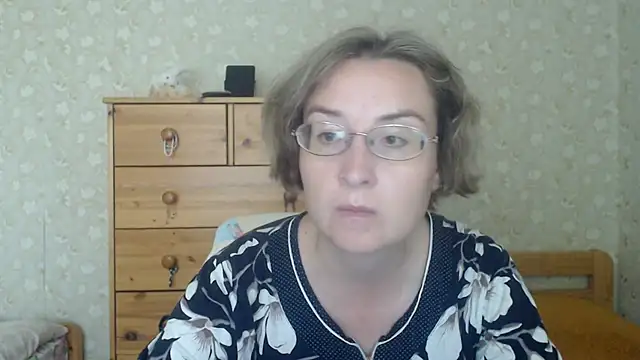 Snapshot of Smart_Rose chatting on July 2026 01:04:02 PM Smart Rose online show from July 2026 01:04:02 PM