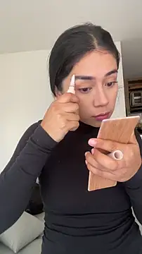 aimi art1 online show from December 2025 09:12:02 PM