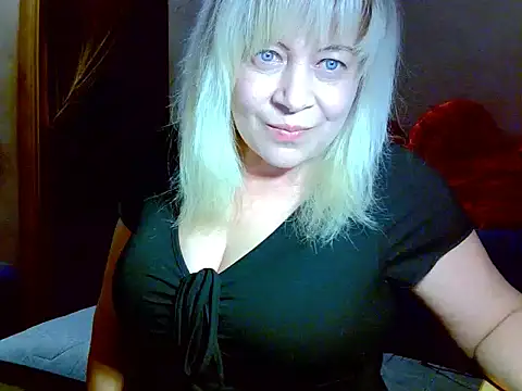 Snapshot of AgoniA7 chatting on April 2026 06:10:01 PM AgoniA7 online show from April 2026 06:10:01 PM