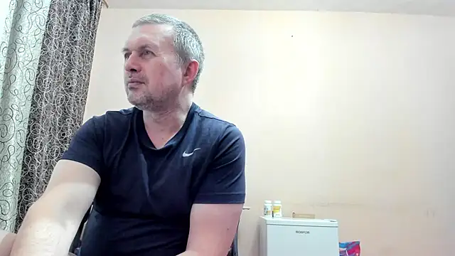 SanFrantsisko online show from December 2025 09:00:01 PM