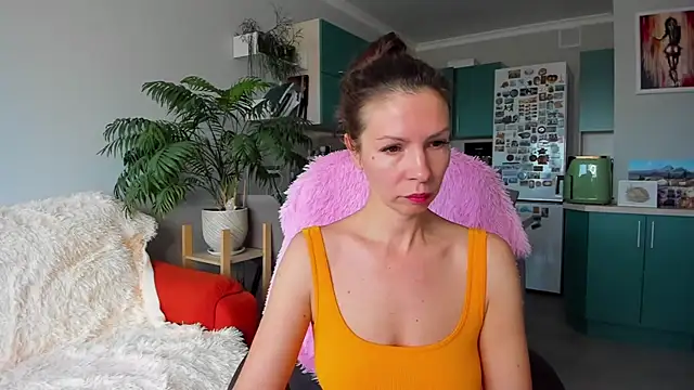 ChristinaGlory online show from October 2025 07:29:01 AM