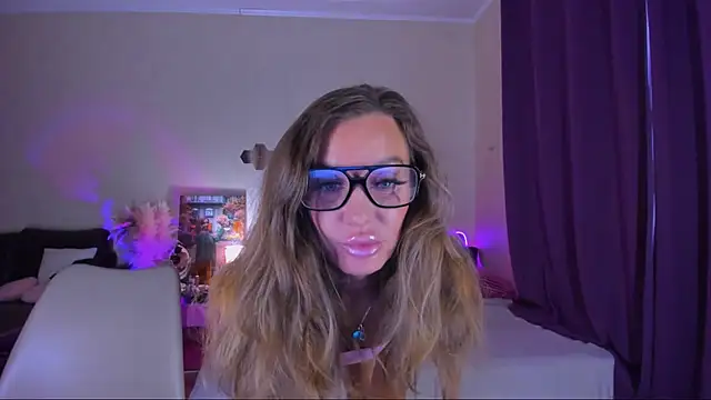 EmmaAbramson online show from July 2026 08:38:02 AM