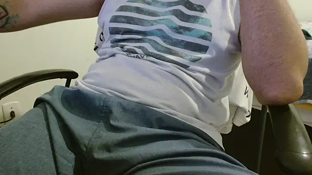 Snapshot of pudding24 chatting on December 2025 11:46:02 PM pudding24 online show from December 2025 11:46:02 PM