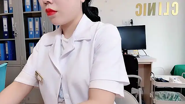 Snapshot of Meilian2021 chatting on November 2025 05:18:02 AM Meilian2021 online show from November 2025 05:18:02 AM