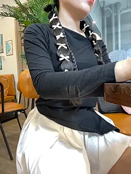 Snapshot of Meilian2021 chatting on November 2025 04:45:01 AM Meilian2021 online show from November 2025 04:45:01 AM