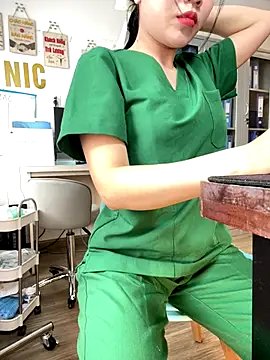 Snapshot of Meilian2021 chatting on December 2025 04:10:02 AM Meilian2021 online show from December 2025 04:10:02 AM