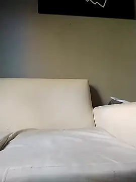 E f online show from October 2025 11:22:02 AM