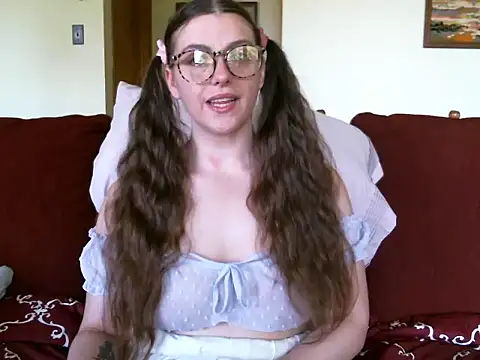 katie kitten38 online show from June 2026 05:02:02 PM