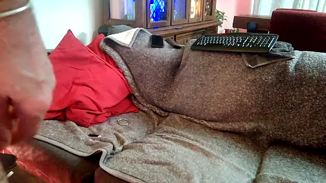 Snapshot of Truganini1 chatting on March 2025 04:30:02 AM Truganini1 online show from March 2025 04:30:02 AM