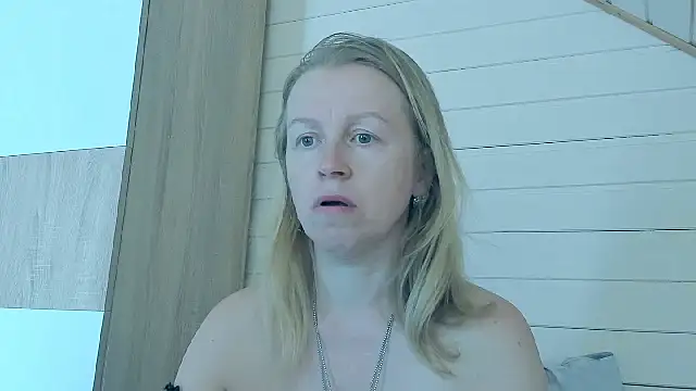 I AM MILF online show from July 2026 06:44:01 AM