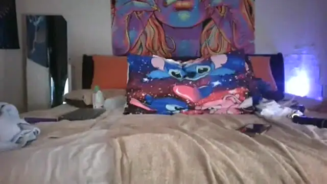 Snapshot of EnticingAaliyah chatting on February 2026 10:15:01 PM EnticingAaliyah online show from February 2026 10:15:01 PM