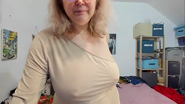 Snapshot of switchlorenx chatting on December 2024 01:18:01 AM switchlorenx online show from December 2024 01:18:01 AM