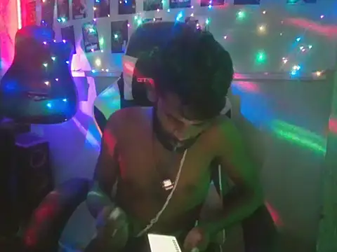 FriskyGender online show from October 2025 03:35:02 PM