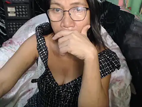 ASIANDOLLY4U online show from April 2026 10:56:02 PM