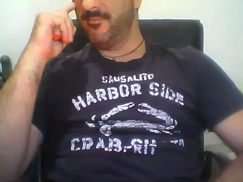 Snapshot of Italian_dark_desire chatting on November 2025 10:07:02 PM Italian dark desire online show from November 2025 10:07:02 PM